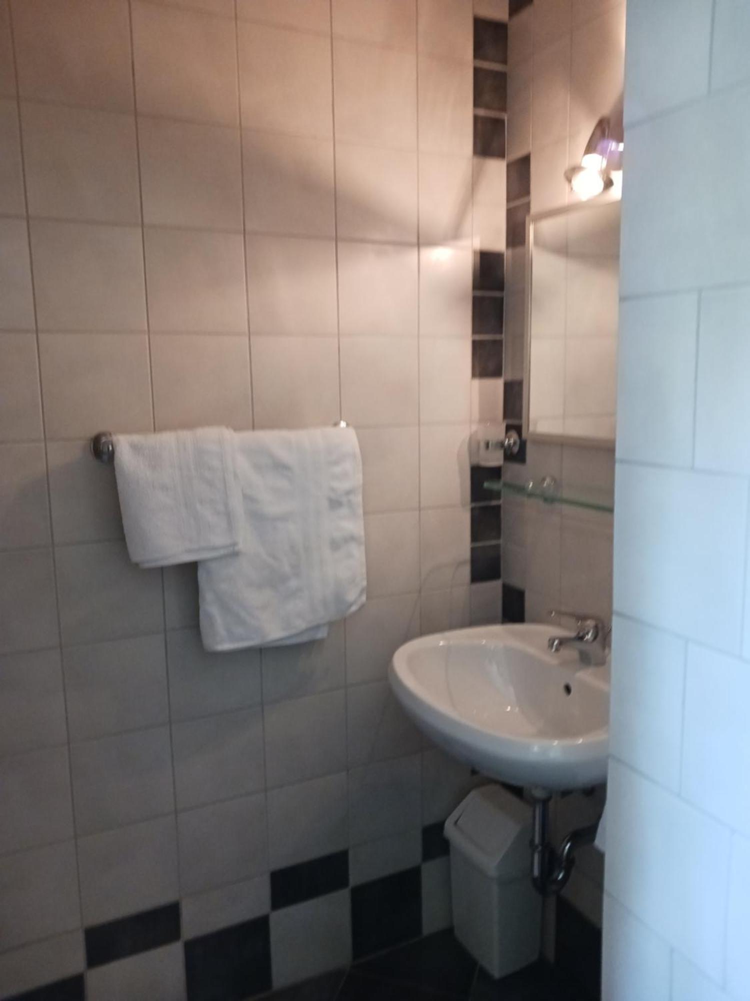 Apartment Viktoria Klenovica Eksteriør billede